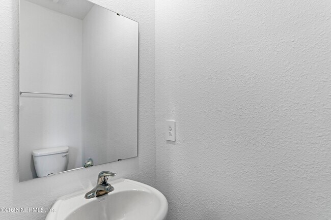 Building Photo - 77 Sage Br St