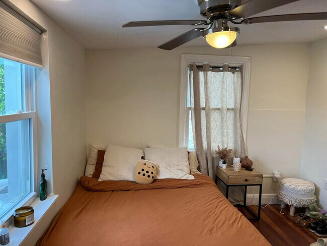 Building Photo - 2633 Fillmore St