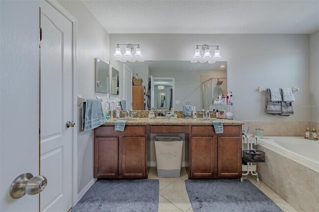 Building Photo - 13804 Trull Way
