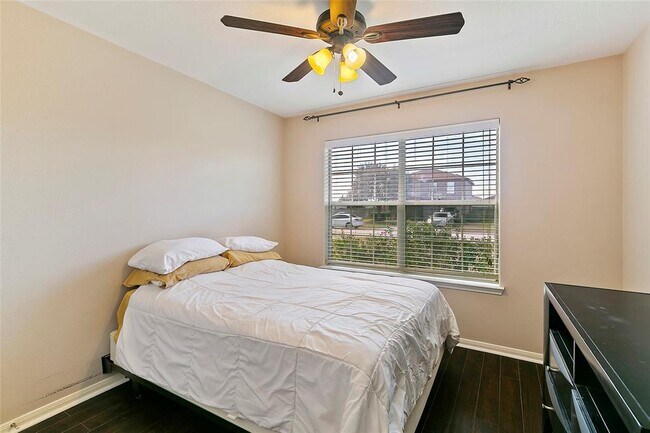 Building Photo - 7123 Sunrise Hill Ln