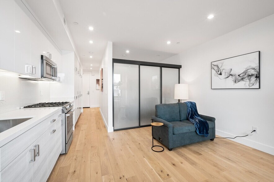 Building Photo - 761 Minna St