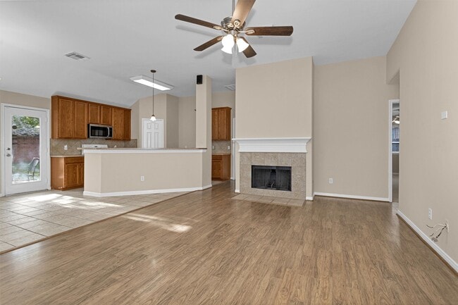 Building Photo - 24711 Laurel Chase Ln