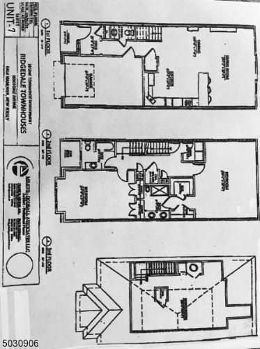 Building Photo - 7 N Ridge Cir