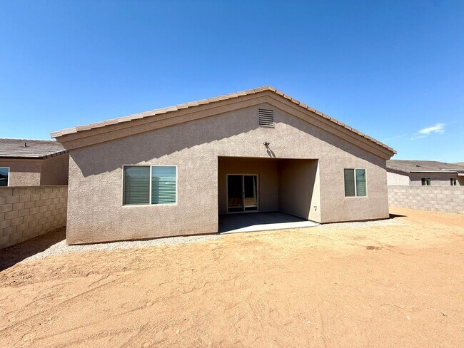 Building Photo - Beautiful 4-Bedroom Home for Rent in Cerba...
