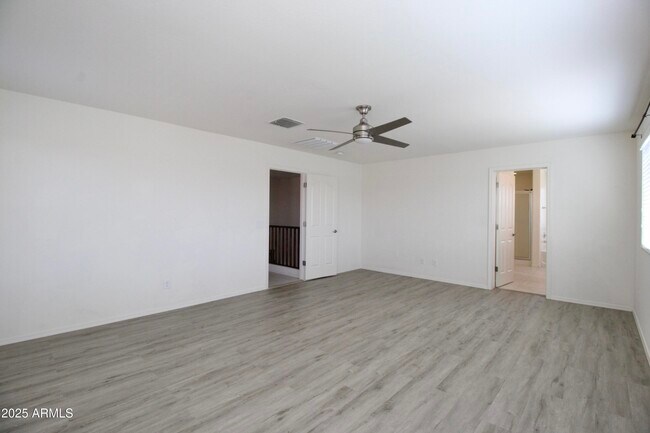 Building Photo - 1819 W Bonanza Dr