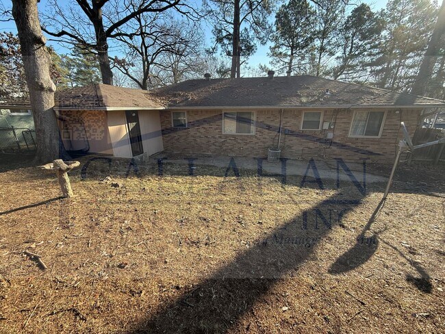 Building Photo - 4417 Hazelwood Rd