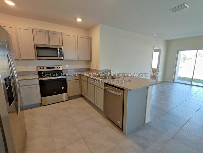 Building Photo - 33997 Jasper Stone Dr