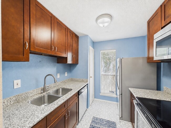 Building Photo - 7950 N Stadium Dr