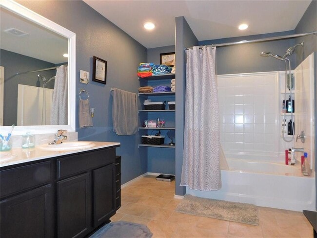 Building Photo - 9411 Paloma Creek Dr