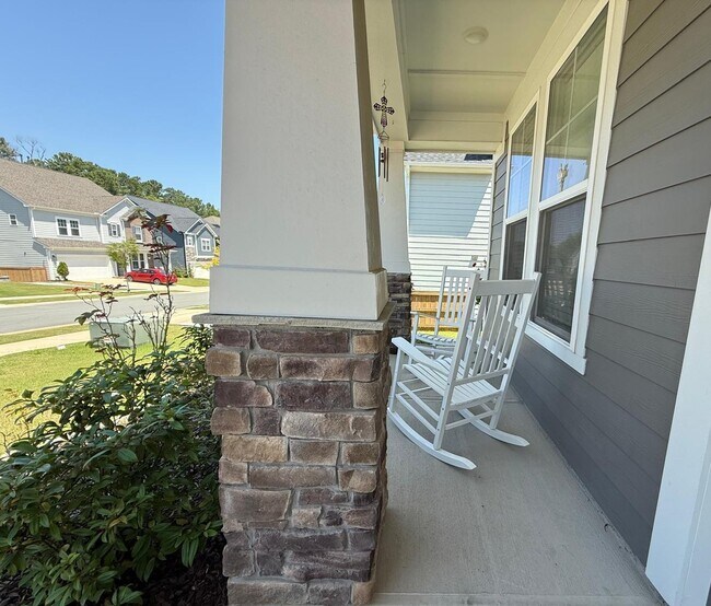 Building Photo - 113 Gabbro Pl