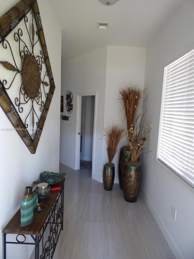 Building Photo - 2727 Treasure Cove Cir