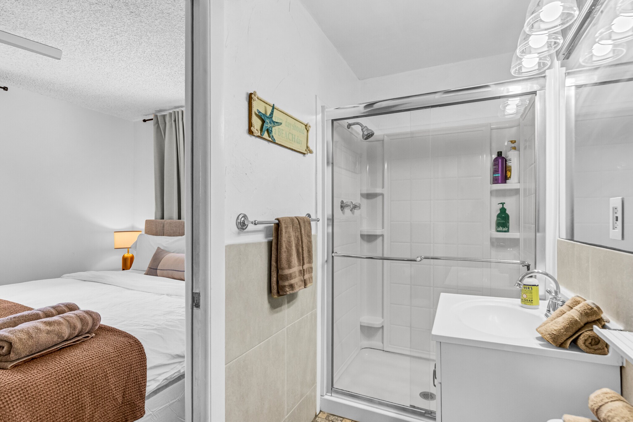 Bathroom 2 - 3509 NE 20th Ave