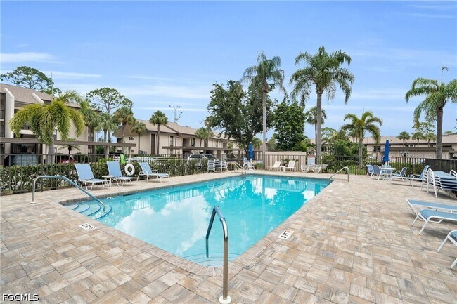 Building Photo - 5905 Trailwinds Dr