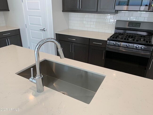 Building Photo - 5606 S Caisson Way