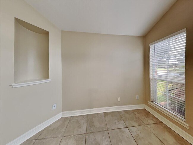 Building Photo - 19823 Lindenwick Ct
