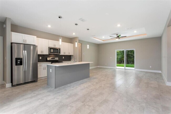 Building Photo - 3327 Trapper Ln