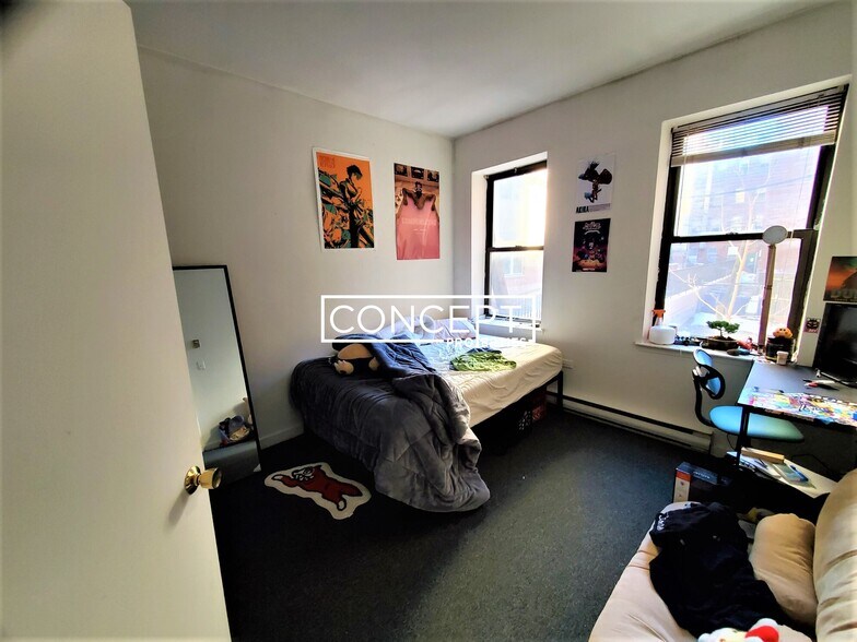 Building Photo - 772 Columbus Ave