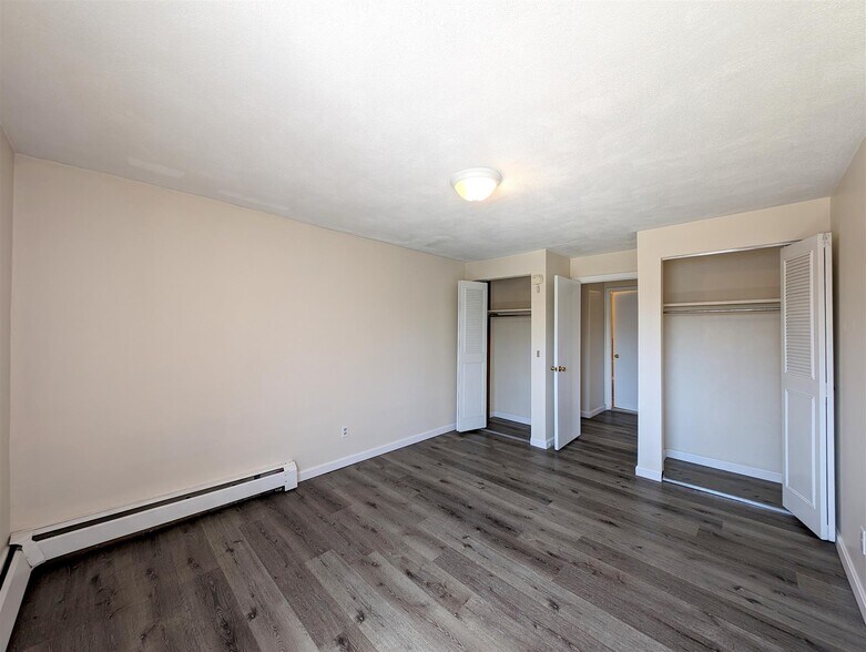 Building Photo - 80 Newbury St