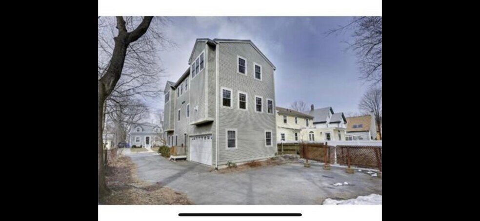Primary Photo - 11 Whitney St