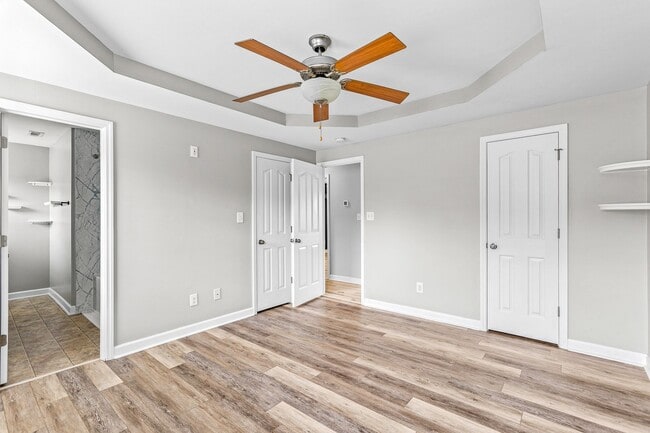 Building Photo - 214 Tall Tree Court