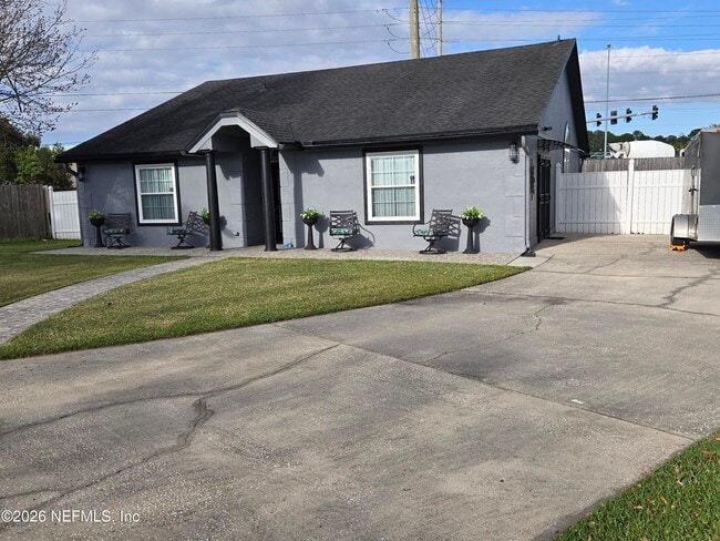 Building Photo - 6931 Cane Grass Ln E