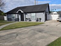 Building Photo - 6931 Cane Grass Ln E