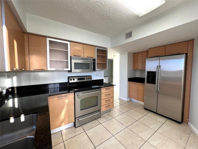 Building Photo - 3300 NE 191st St