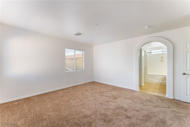 Building Photo - 32 Rosa Rosales Ct