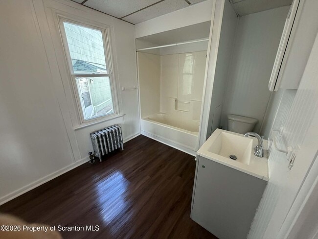 Building Photo - 112 Green Pl