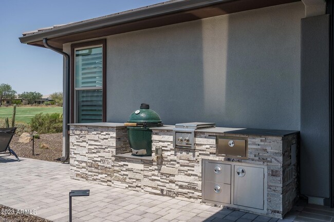 Building Photo - 28788 N Sandal Ct