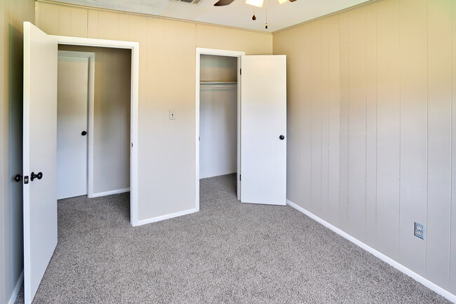 WALK IN CLOSETS - 134 Skyland Dr