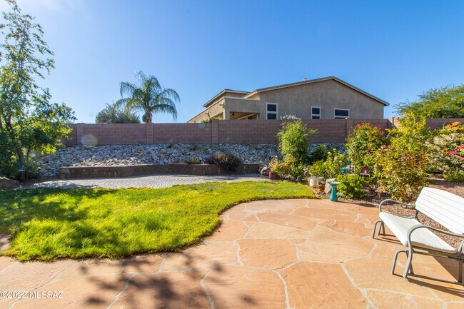 Building Photo - 11877 N Mesquite Hollow Dr