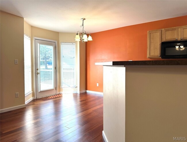 Building Photo - 207 Shady Rock Ln