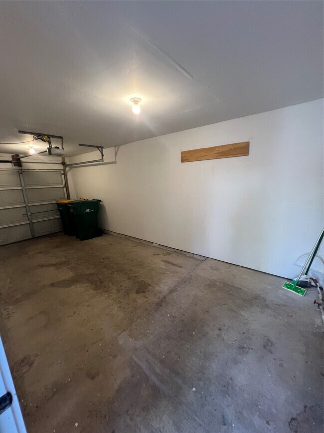 Building Photo - 2265 W Settler's Way