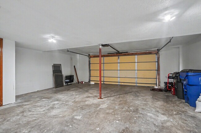Building Photo - 3412 Augusta Dr