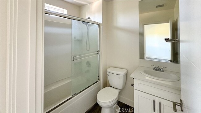 Building Photo - 14019 Vanowen St