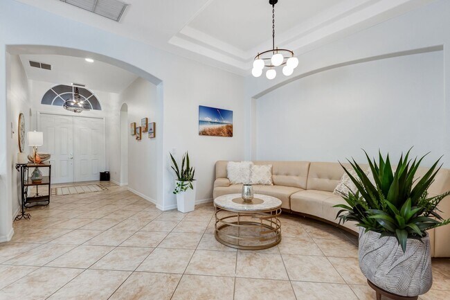 Building Photo - ** REFLECTION LAKES ** 4 BED / 2 BATH - PO...