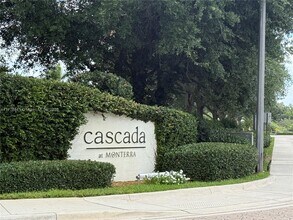 Building Photo - 4151 Cascada Cir