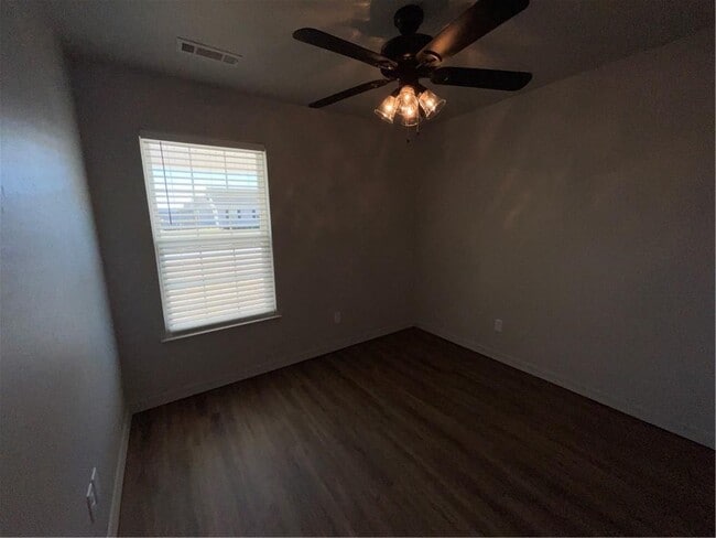 Building Photo - 1280 Colonel Salomon Dr