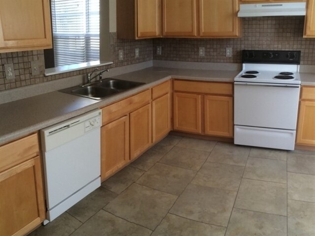 Building Photo - 3672 Watkins Ridge Ct
