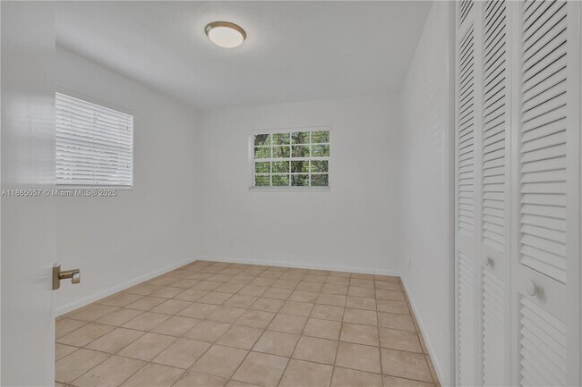 Building Photo - 8261 SW 165th Terrace