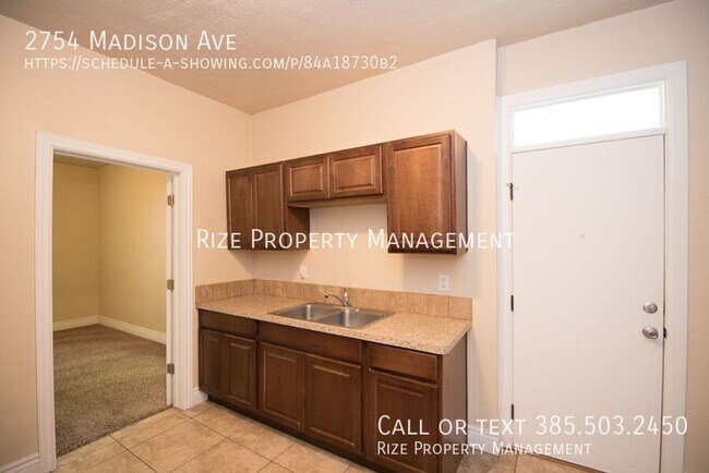 Building Photo - 2754 Madison Ave