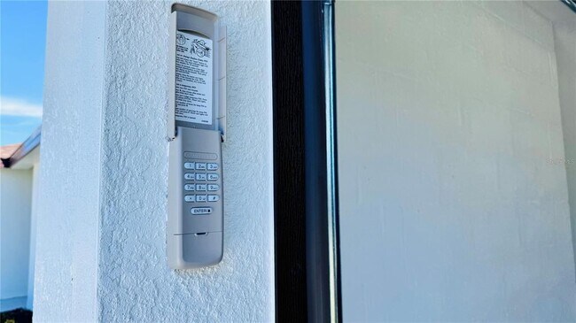 Building Photo - 248 Organ St