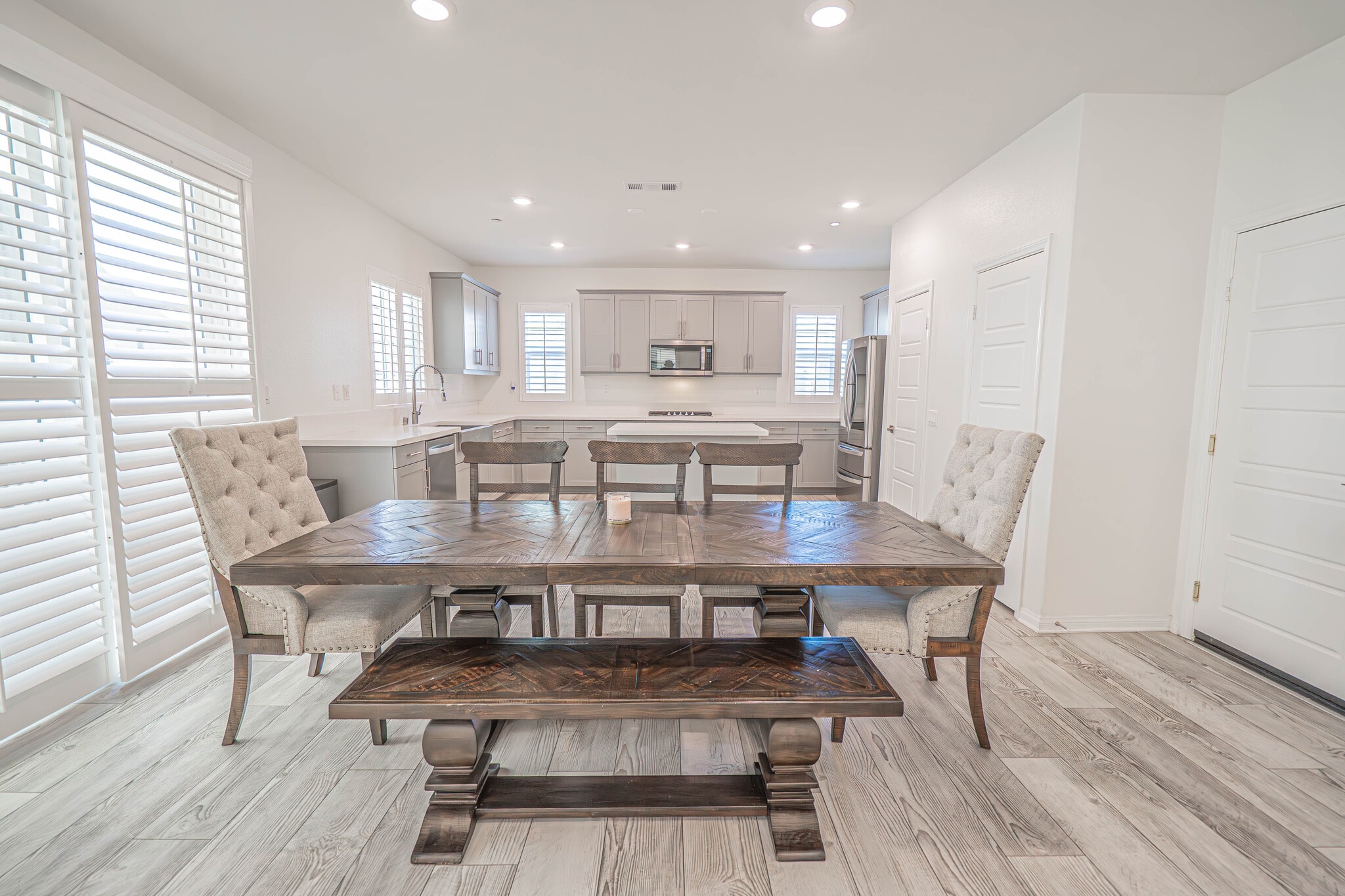 Building Photo - 17047 Zion Dr