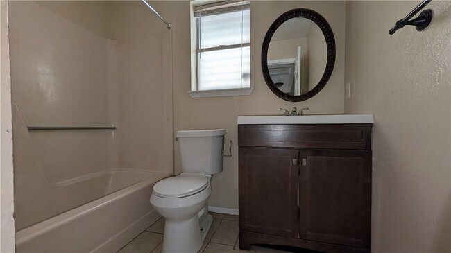 Building Photo - 9550 Waxwing St