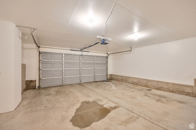 Building Photo - 172 Bridgepark Cir