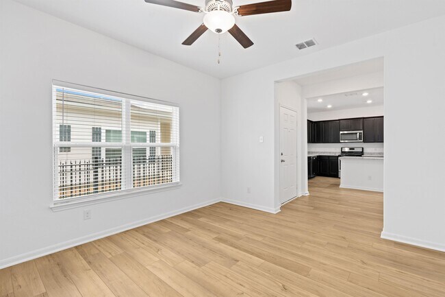 Building Photo - 10854 Quinn Ct