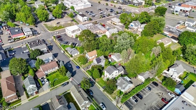 Building Photo - 27 Harrison Ave