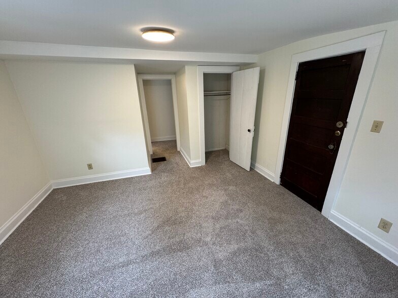 Building Photo - 75 Lanier St