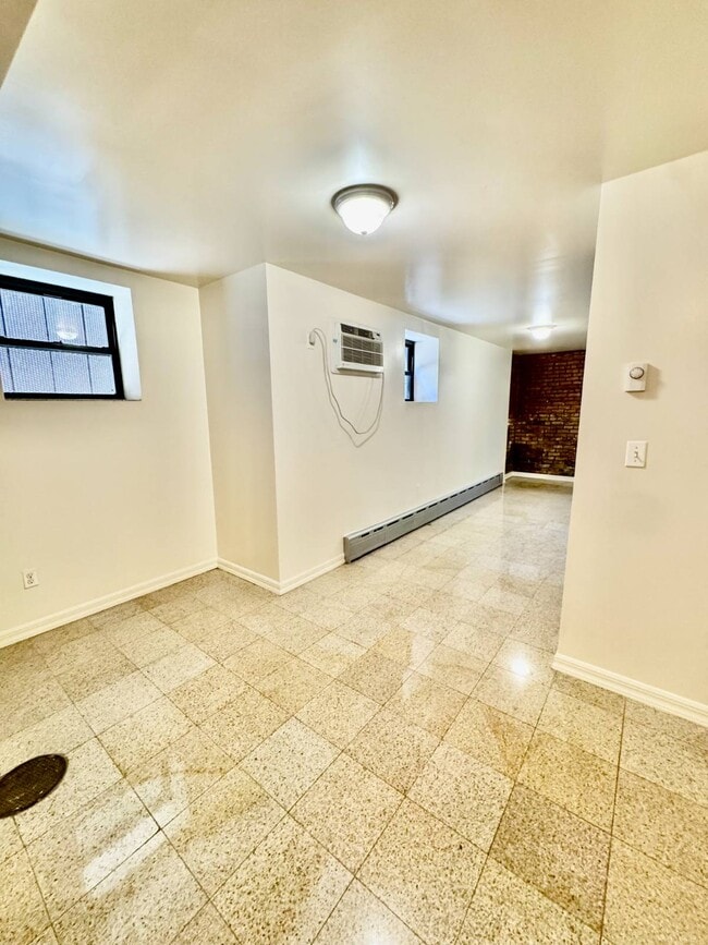 Building Photo - 4712 4th Ave